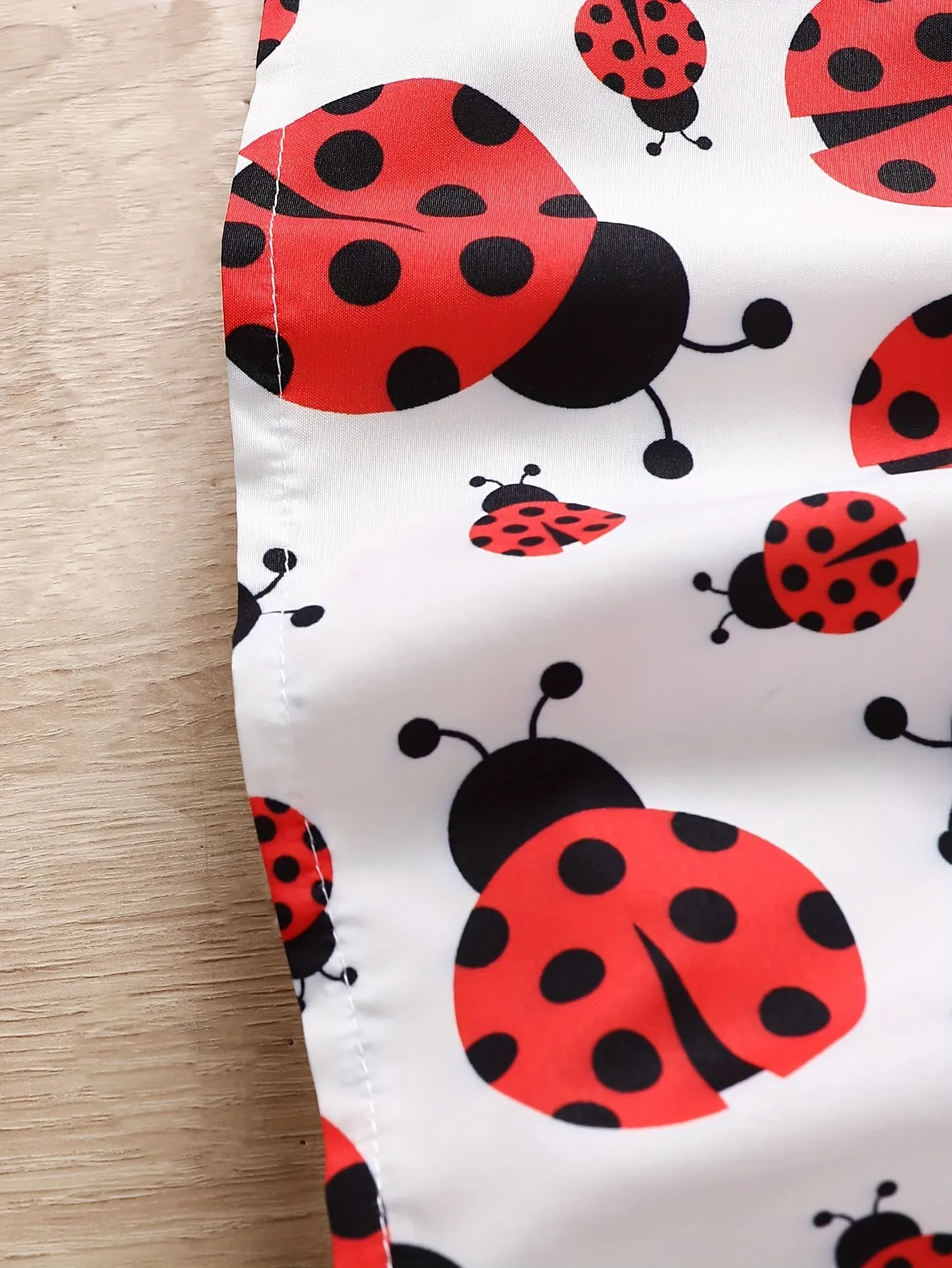 Adorable Ladybug Print Sleeveless Slip Dress - Fashionable Party & Beach Wear for Ladies - Ideal Summer Vacation Style
