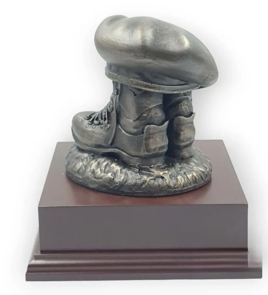 King's Royal Hussars Boots And Beret