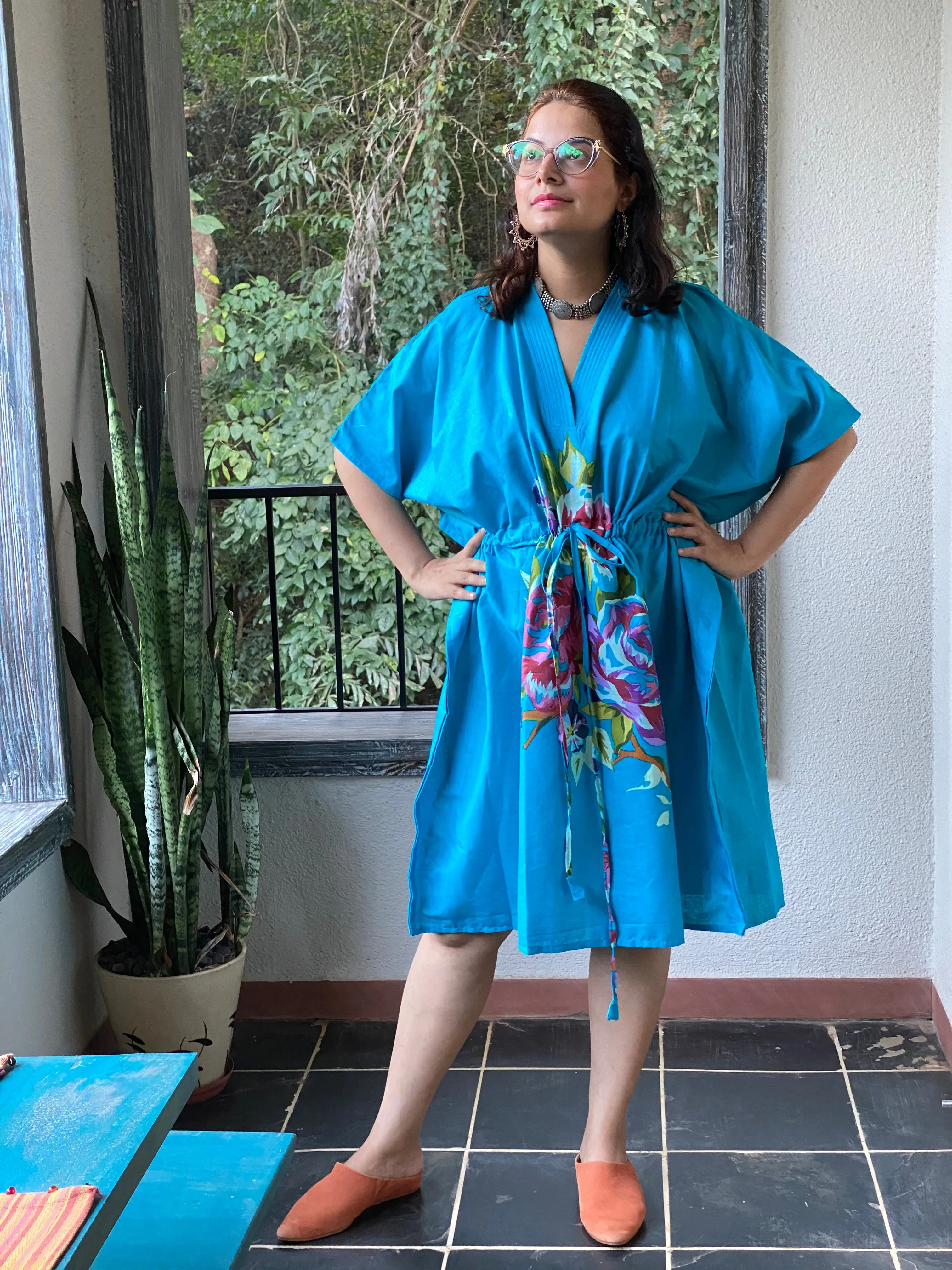 One Long Flower V-Neck, Knee Length, Cinched Waist Kaftan