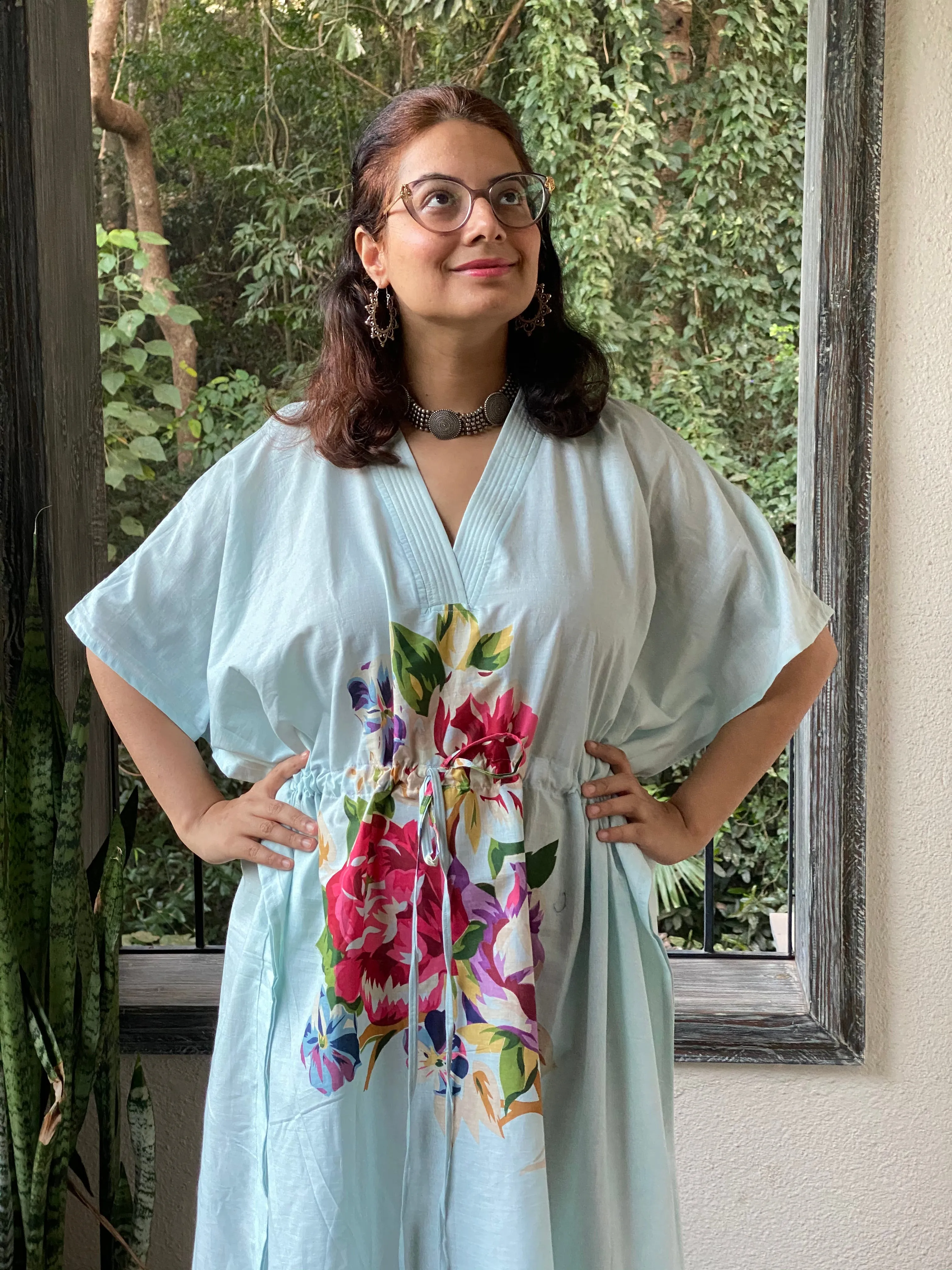 One Long Flower V-Neck, Knee Length, Cinched Waist Kaftan